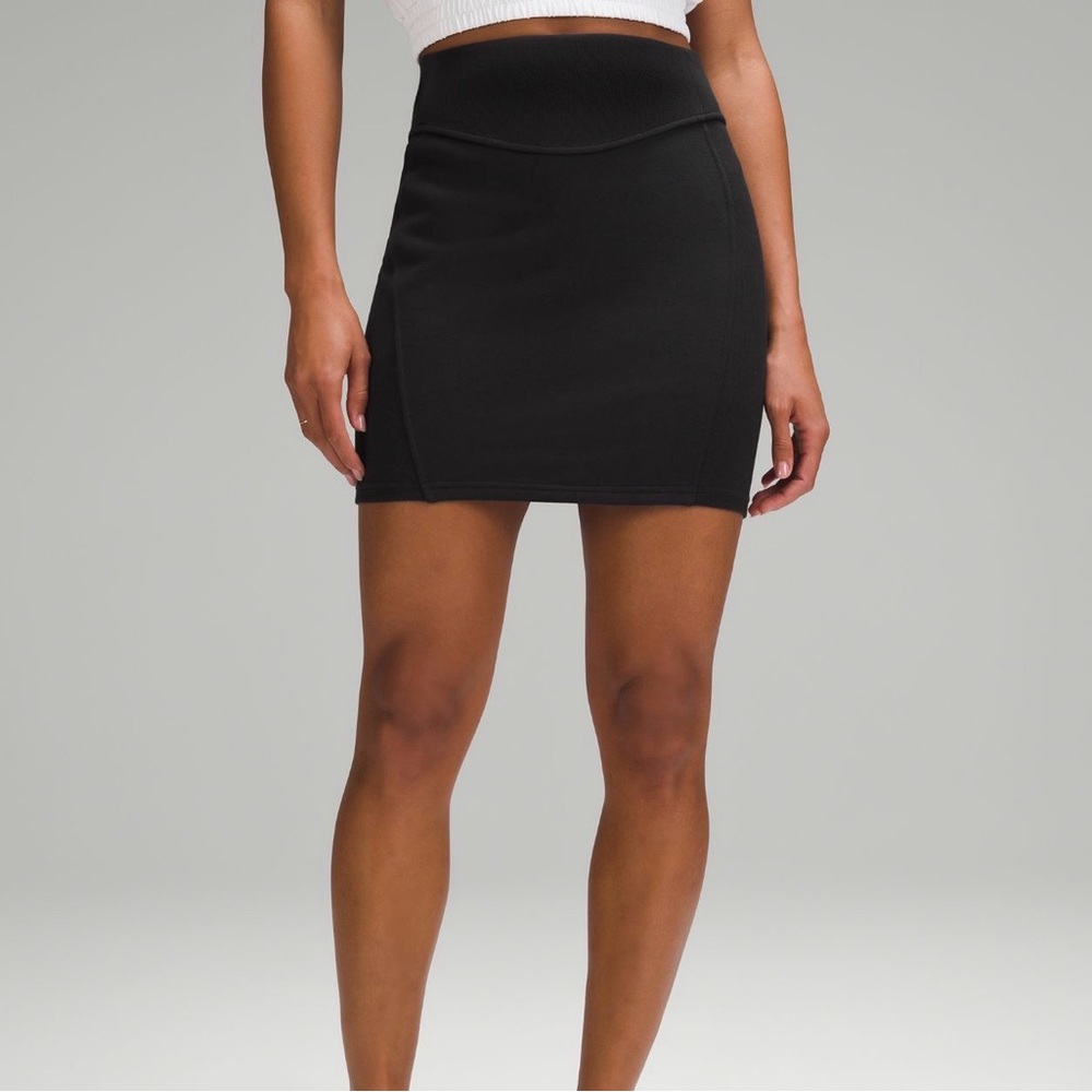 Lululemon Scuba high-rise mini skirt